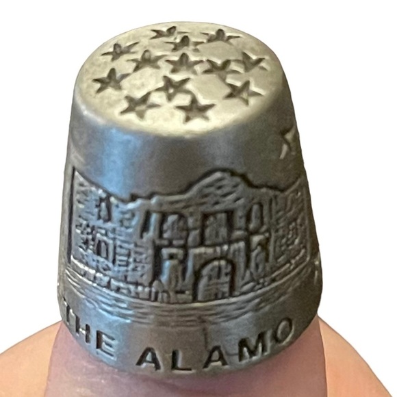 LOT of 6 Texas Themed Souvenir Thimbles - Picture 11 of 13